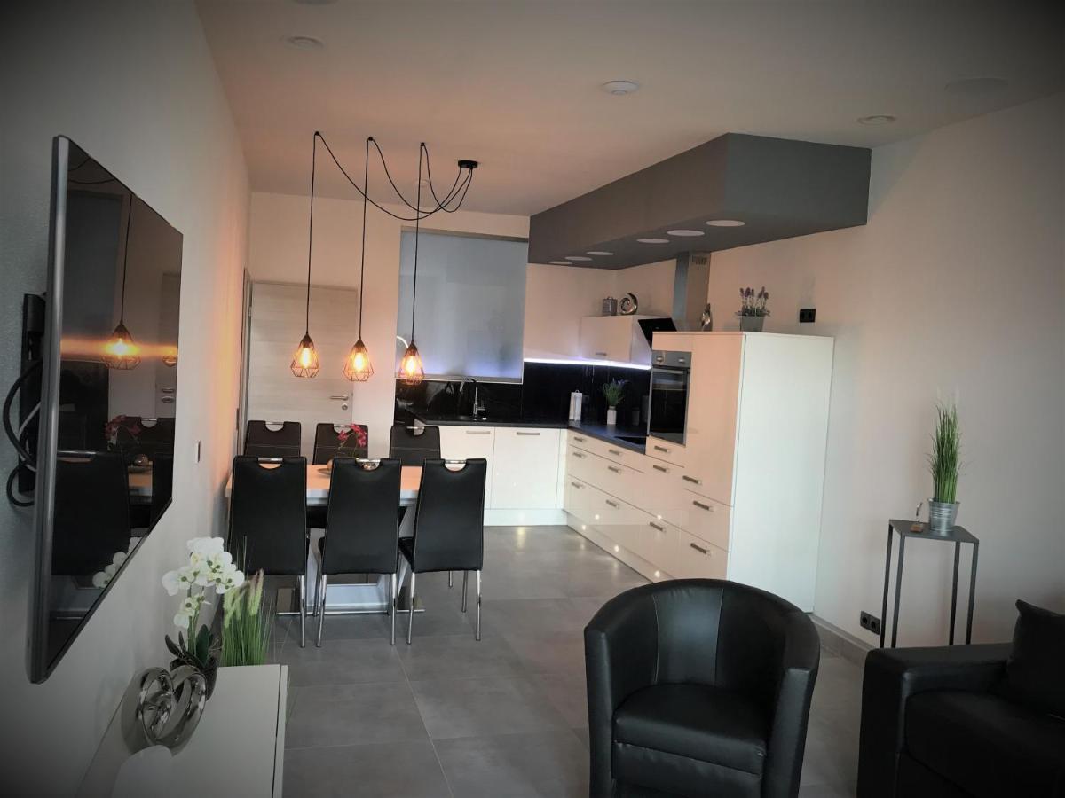Salzhausblick Family Apartments - Zentrale Lage Am Salzhaus - Mwst-Rechnung Verfuegbar Zittau Buitenkant foto