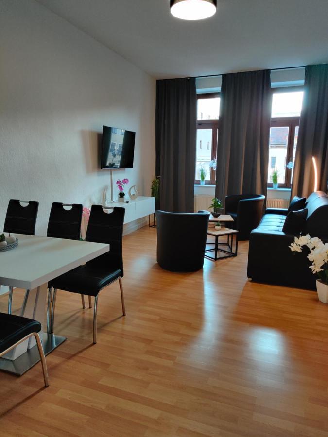 Salzhausblick Family Apartments - Zentrale Lage Am Salzhaus - Mwst-Rechnung Verfuegbar Zittau Buitenkant foto